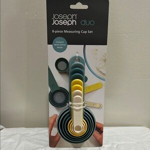 Brand New Joseph Joseph Duo 8-Piece Measuring Cup Set - Multicolor